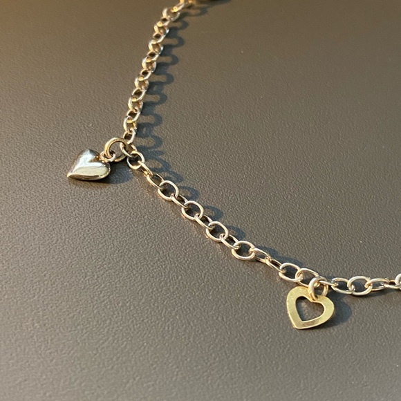 Vintage Sterling Silver Dainty Bracelet with Heart Charms - Picture 2 of 8